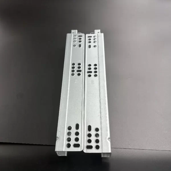 Wholesale Three-Section Synchronized Undermount Drawer Slides with Soft-Close1